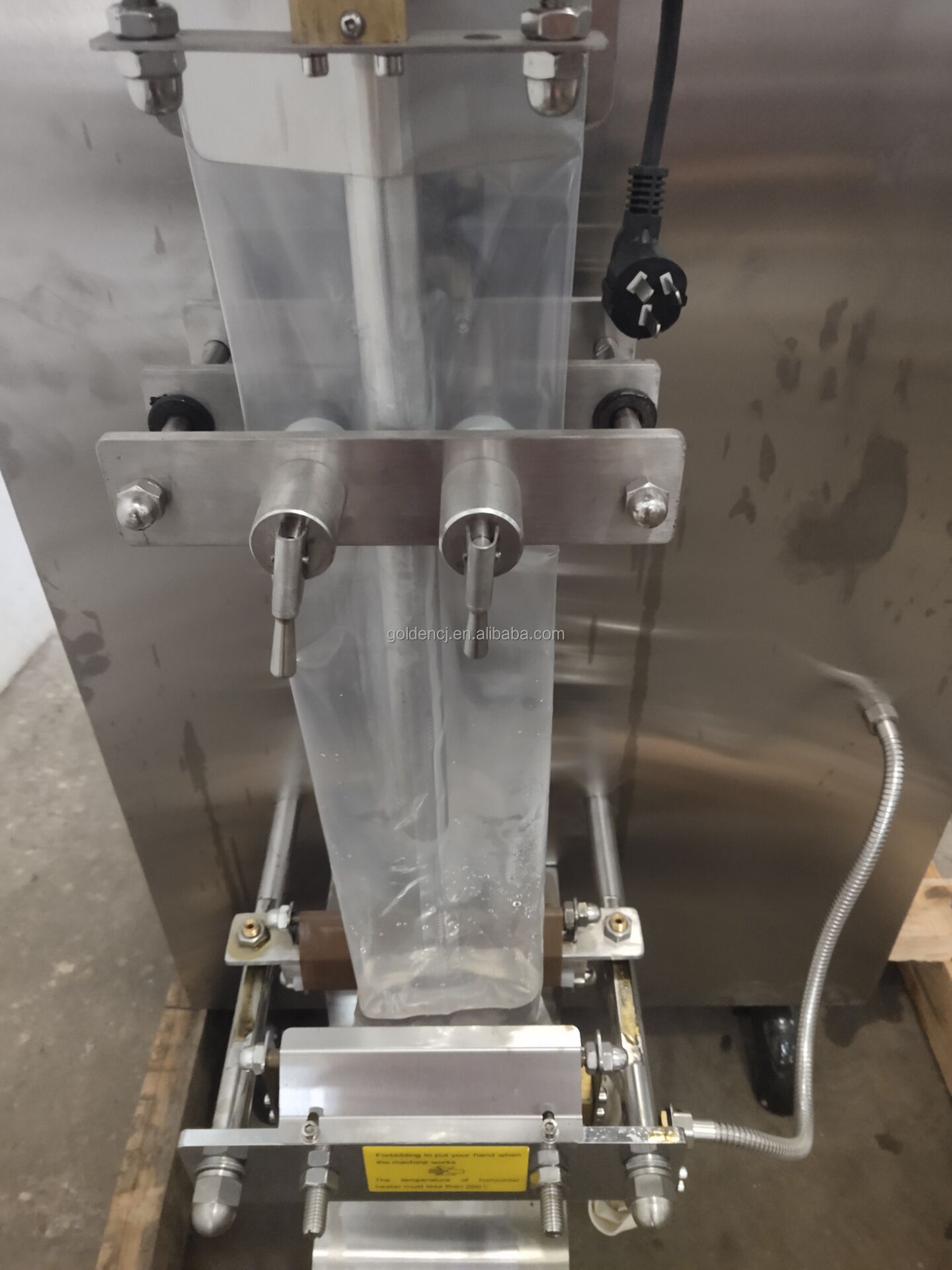 Pure Water machine in Ghana Good Quality Cheap Price 2200b/h Sachet Water Filling Packing Machine sachet water machine price