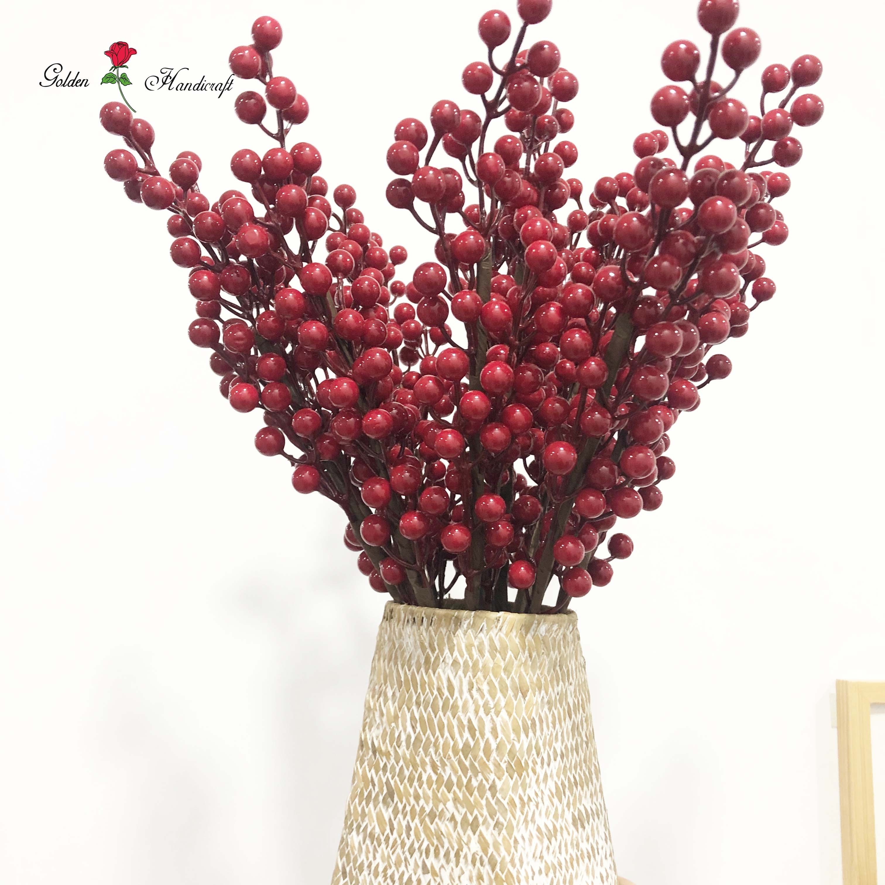 QSLHF-116 Artificial Red Berry Stems Christmas Holly Berry Branches for Holiday Home Decor and Crafts