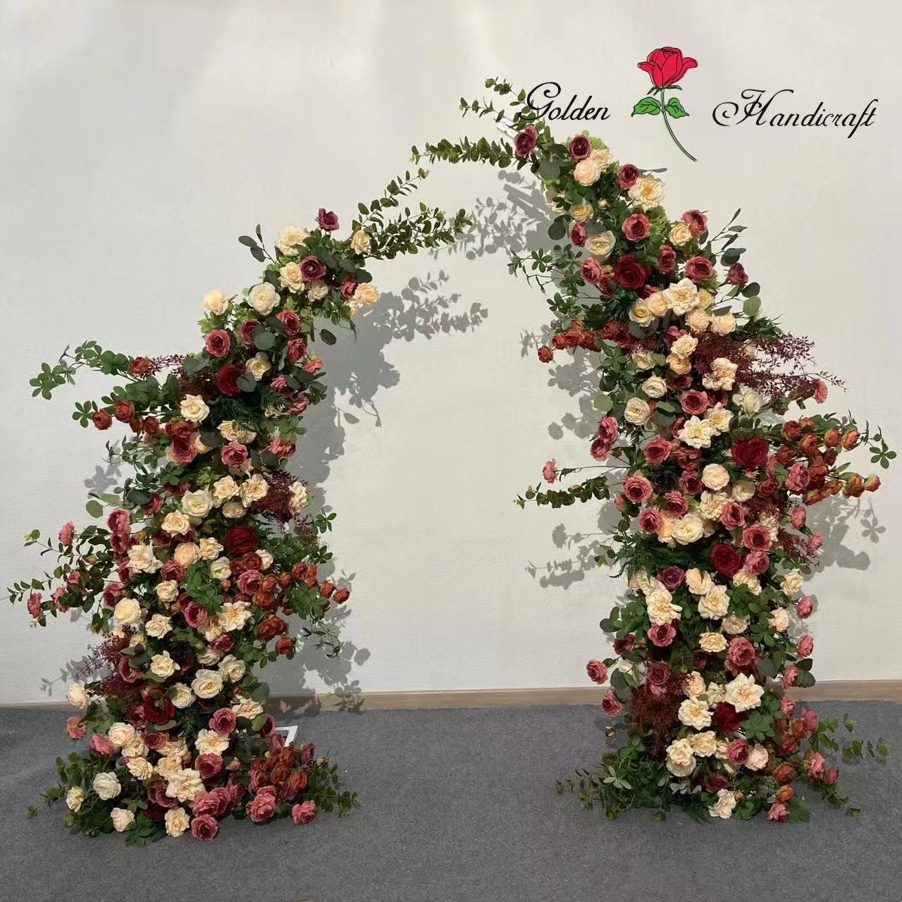 QSLH-632 Artificial Wedding Arch Flowers Stand Ox Horn Silk Floral Runner Wedding Flower Arch Flower Decoration For Wedding Arch