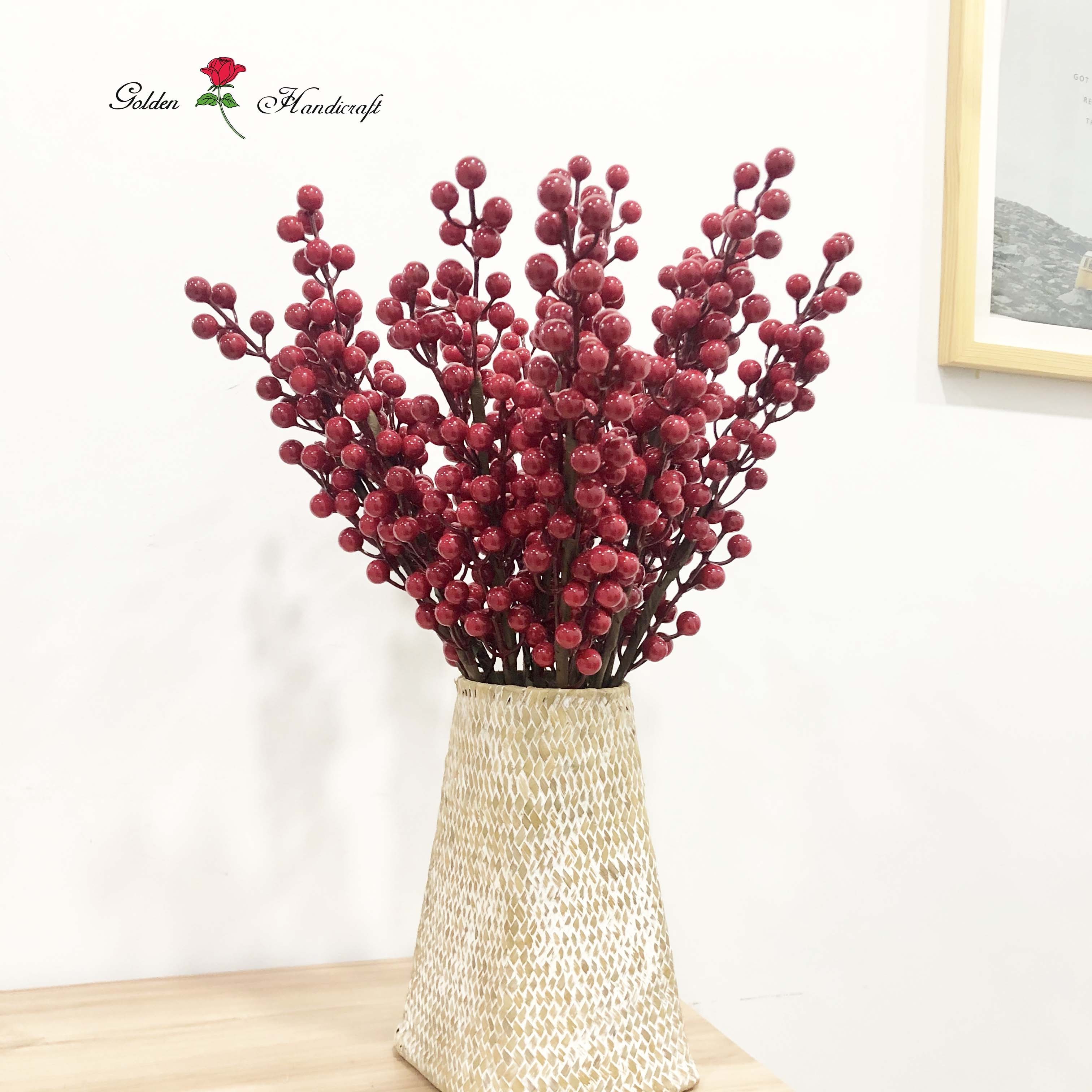 QSLHF-116 Artificial Red Berry Stems Christmas Holly Berry Branches for Holiday Home Decor and Crafts