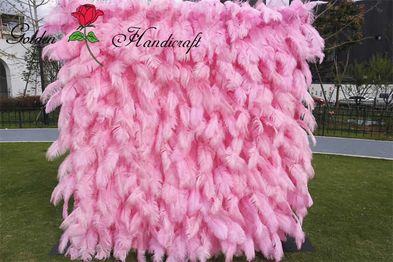 QSLH-K146 Hot Selling Pink Feather Wall Wedding Flower Wall Backdrop Flamingo Pink Feather Wall Floral Decoration