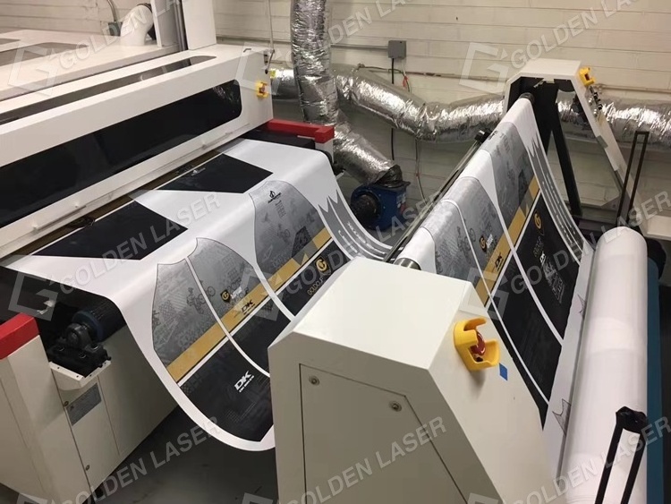 Dye Sublimated Team Wear Textile Laser Cutting Machine with CCD Camera