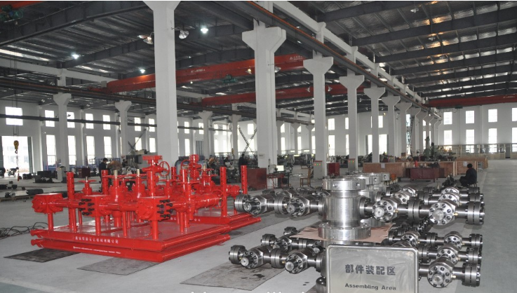 API 6A Oilfield Wellhead Equipment casing head assembly/Xmas oil tree for oil and gas