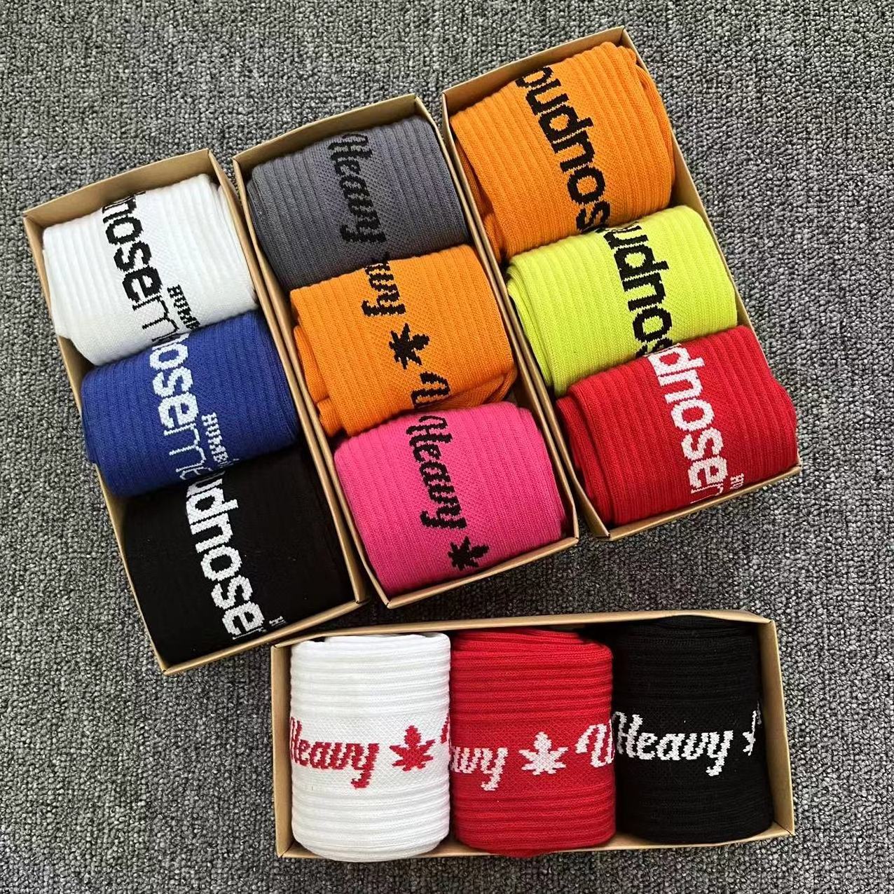 Cheap Fashion Sports Socks Cheap Street Men Basketball Socks Box Cotton Design OEM Print Embroidery Crew Custom Logo Socks