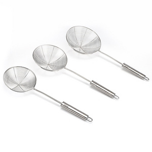 hot selling wholesale long hand 3 kitchen wire stainless steel fine mesh Spider Strainer Skimmer for kitchen