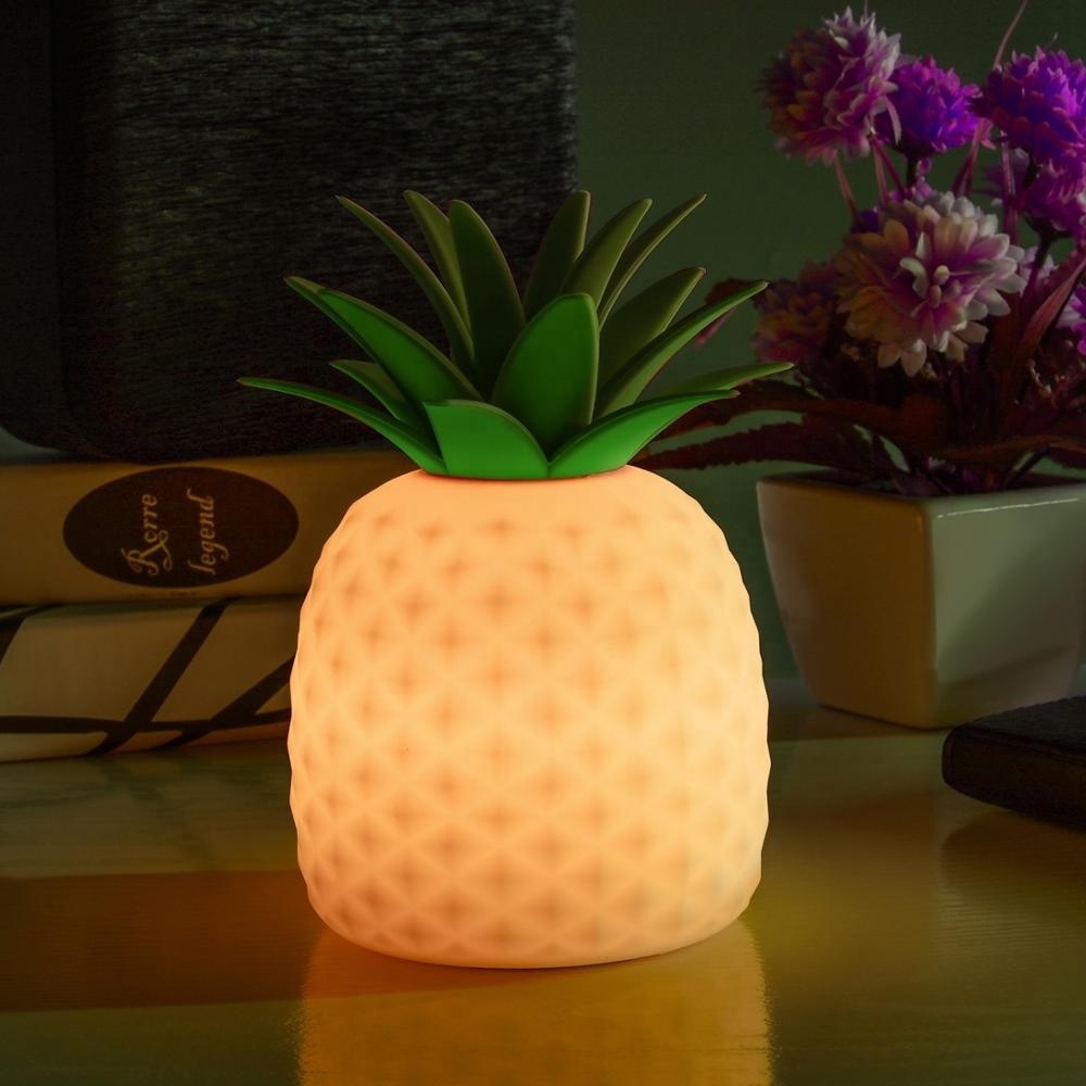 Cute design Colorful Silicone Night Lamp Kids Christmas Toys Silicone LED Night Light