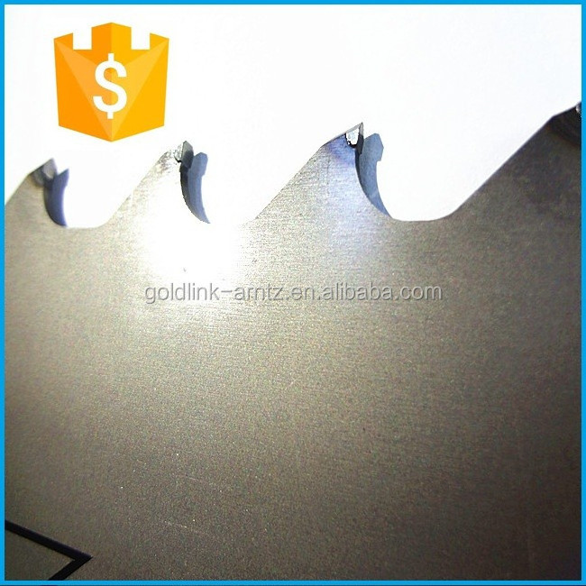 Tungsten carbide tipped band saw blade for hard metal