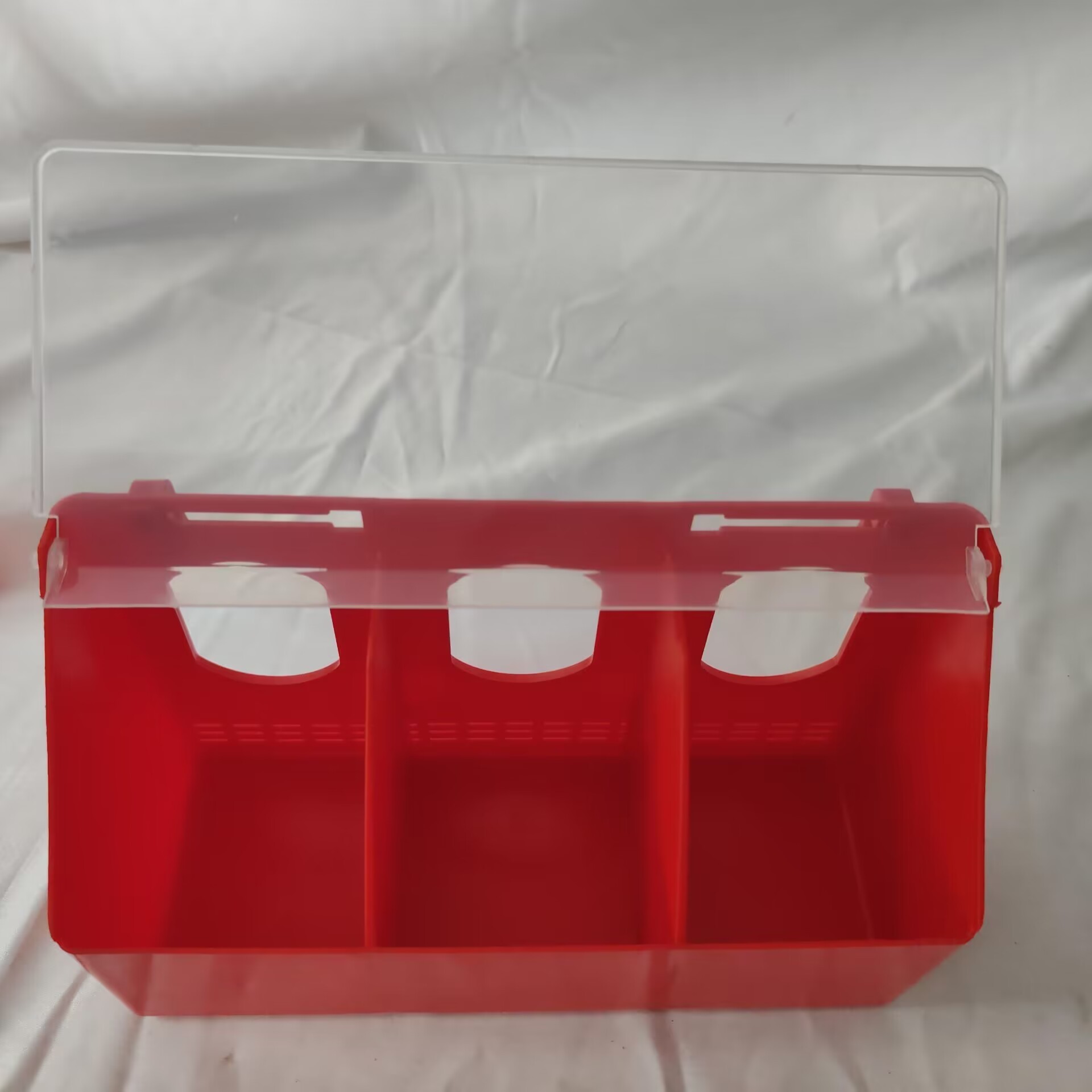 Plastic Breeding Box Red Racing Pigeon Quail Bird Pigeon Supplies Pigeon Feeders Three Holes PH-132