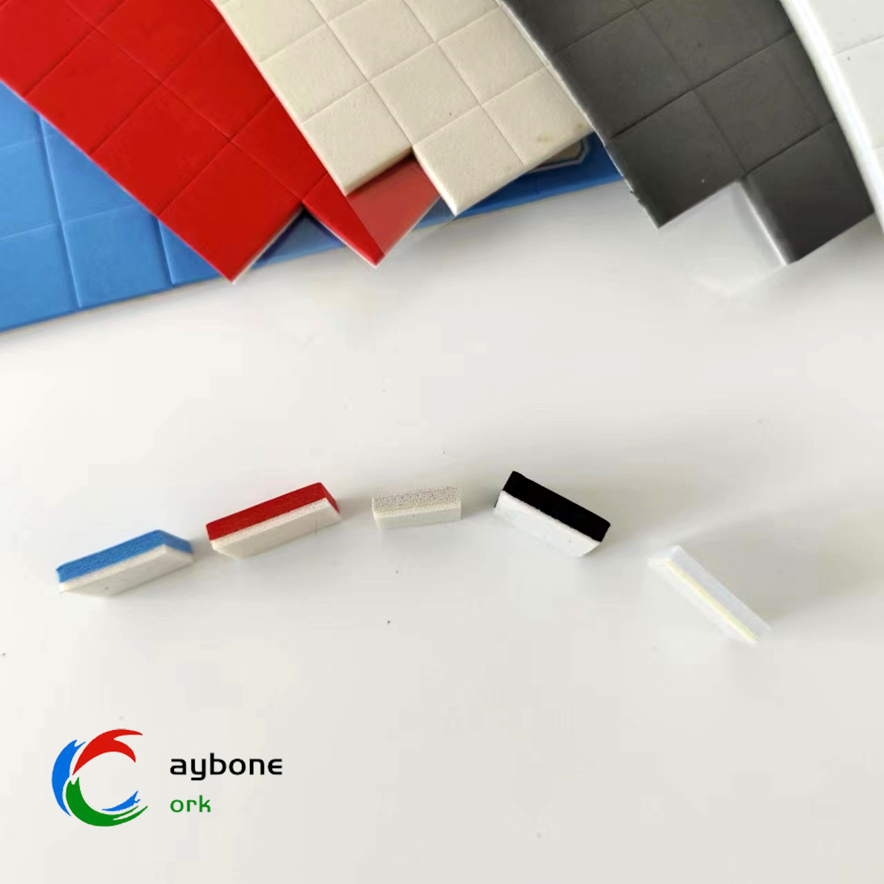 High Performance 20*20*3mm EVA Pads Resilient Removable Foam Red Blue White Black for Glass Transport Made of EPS Foam