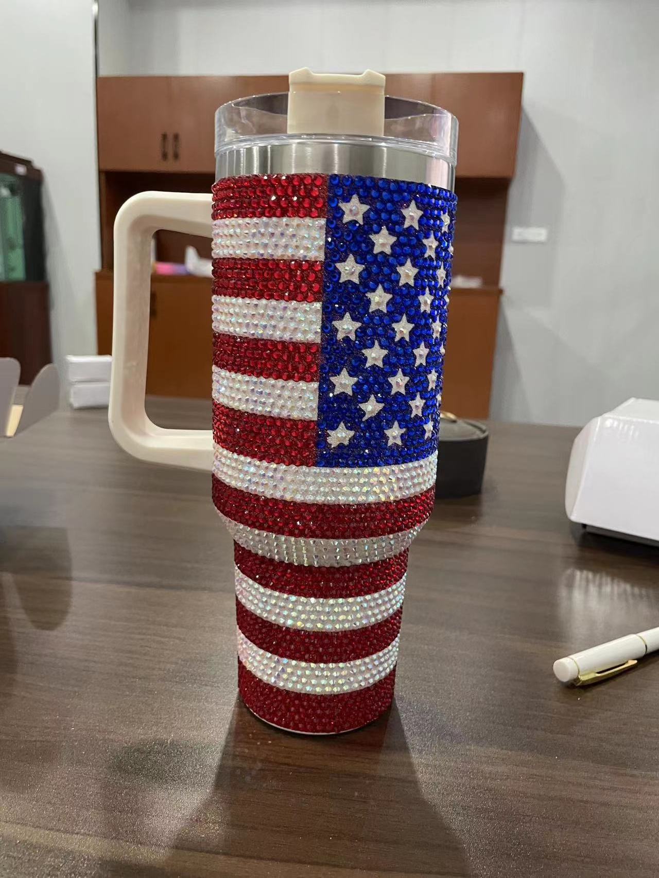 40oz Rhinestone Bling tumbler Stainless Steel Tumbler Hot Selling Rhinestone Travel Tumbler Car Mug With Handle And Lid