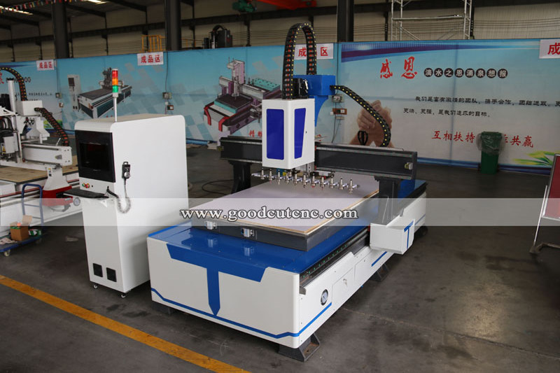 4*8ft cnc router woodworking machine 4 axis 1325 atc cnc wood router for mdf cutting wooden furniture door making