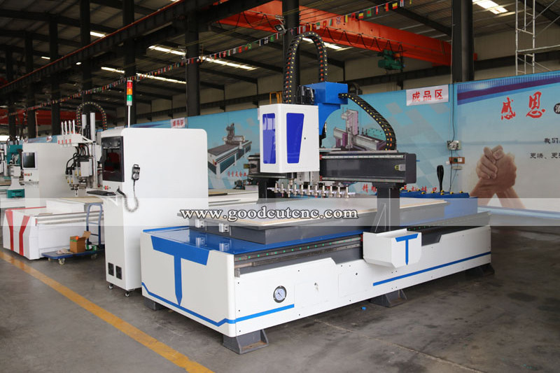 4*8ft cnc router woodworking machine 4 axis 1325 atc cnc wood router for mdf cutting wooden furniture door making