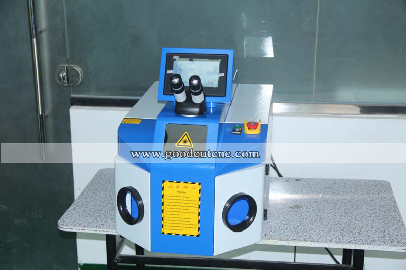 Jewelry Ornament Desktop 200W 300W YAG handheld laser welding machine for sale