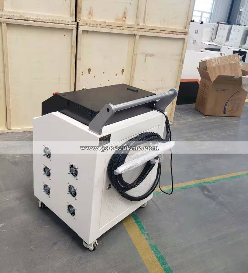 Portable 1500W 2000W Fiber Laser Cleaning Machine Laser Rust Removal For Metal Surface Rust