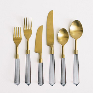 2022 Hot Selling 304 Stainless Steel Transparent Gray Acrylic Handle Flatware High Quality Brushed Gold Christmas Cutlery Set