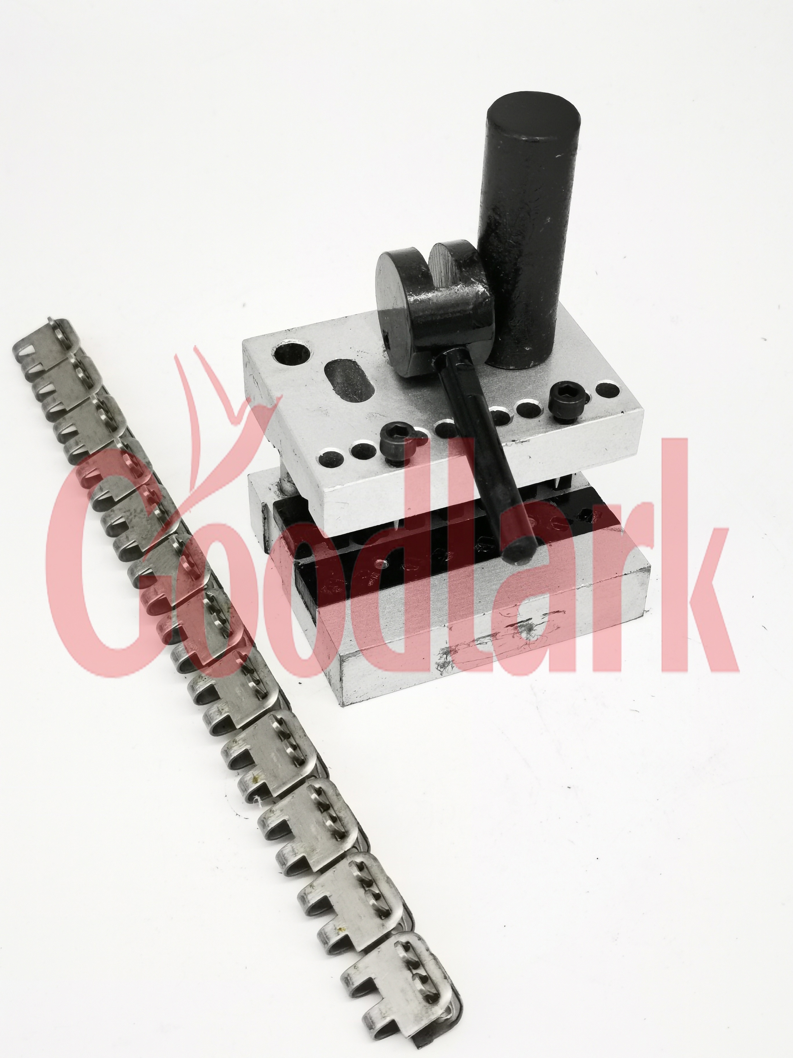 Hand Tool Belt Fastening Tool