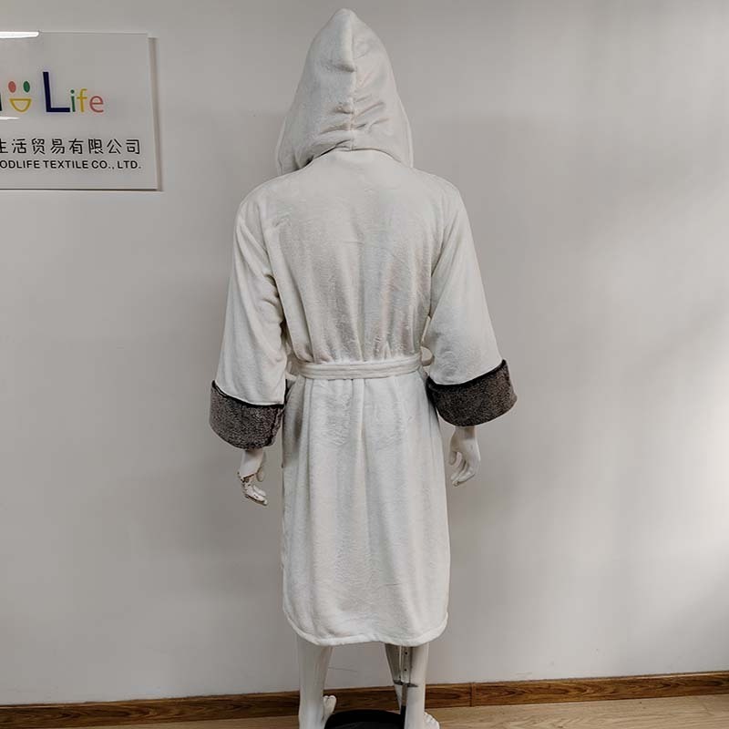 Custom Luxury Hotel Bathrobes Unisex Fluffy Ladies White Hooded Winter Pajamas For Men Women's Thick Bath Robes