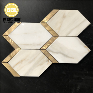 Calacatta marble and brass in hexagon design mosaic tiles bathroom wall