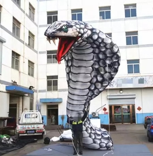 Giant Inflatable Animals Snake 15 Ft. Tall Inflatable King snake Big-eyed snake