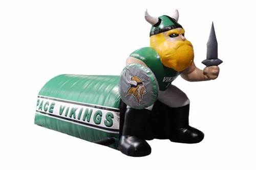 GuangZhou inflatable manufacture inflatable Vikings Ship , Blow up Vikings Horn for advertising promotion