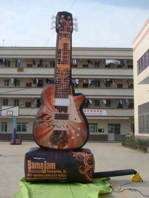 Good Luck Factory custom advertising giant inflatable advertisement balloon inflatable guitar model for sale