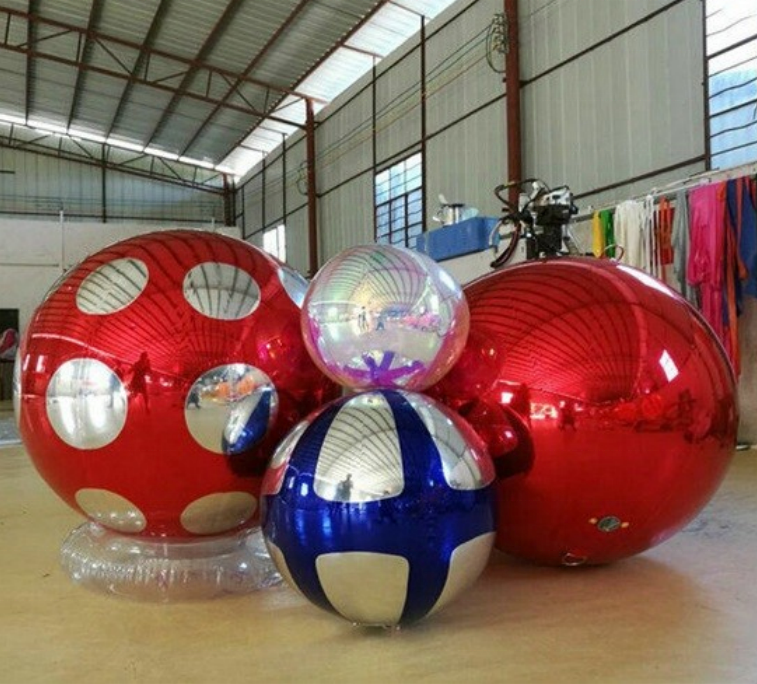 Customized 60cm 80cm 100cm 120cm big ornament giant inflatable christmas ball for mall holidays decoration