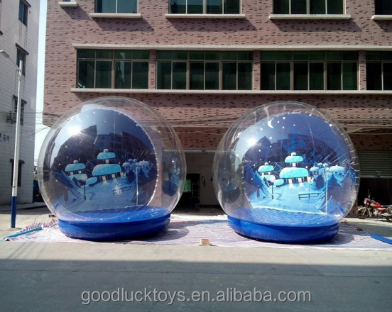 Large christmas snow globe/ Christmas Promotion PVC Tarpaulin Inflatable Snow Globe, Giant Inflatable Human Snowglobe