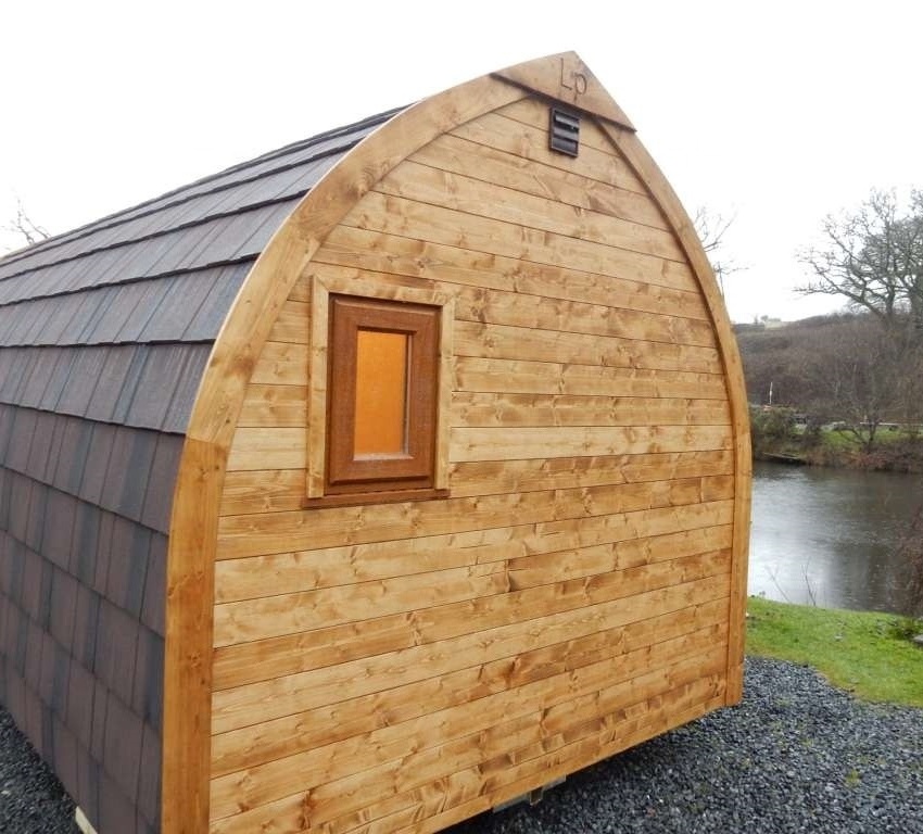 Quick build prefab wooden camping pods and log cabin