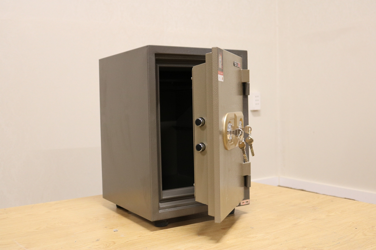 Customized Metal Safe Hidden Money Security  Safe Box With Key Lock