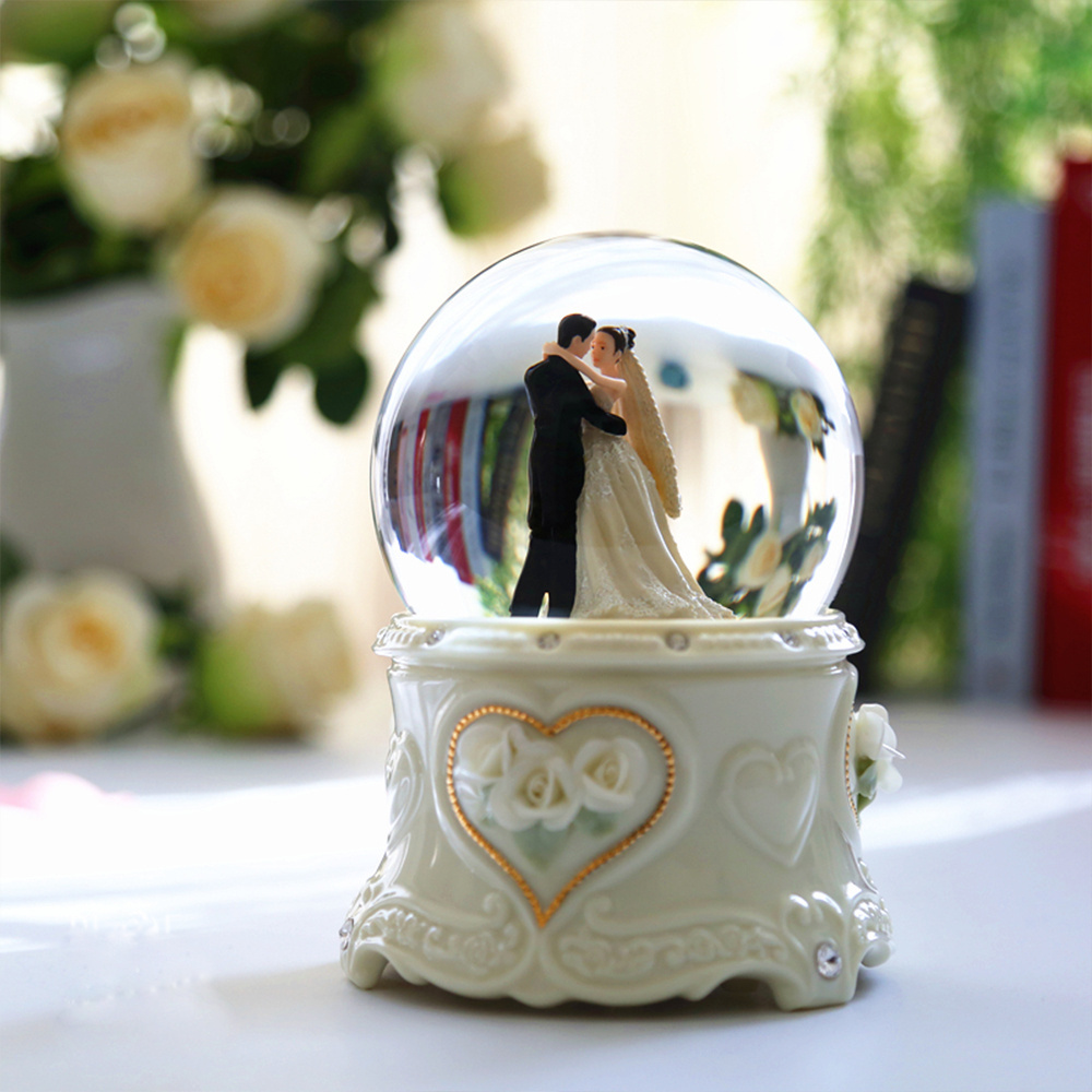 100MM rotary music bell wedding series snow ball custom resin hom decor Couple wedding souvenir decoration resin snowball