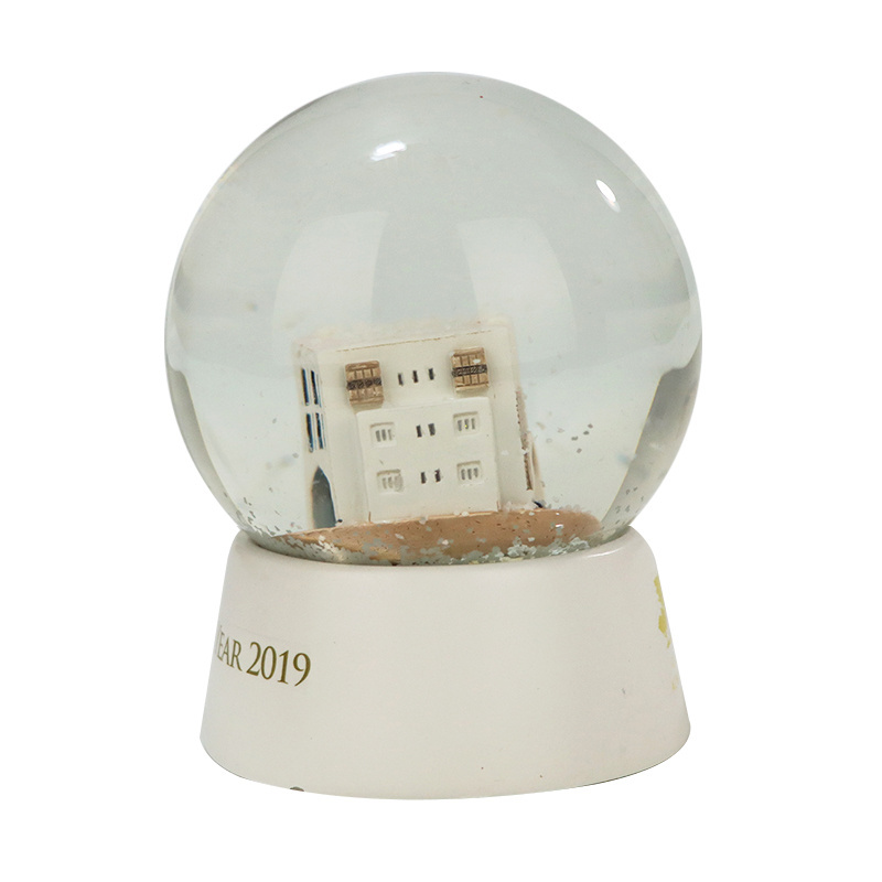 Personalized Snow Globes Country Water Globes Creative Ornament Souvenir Gifts Resin Sparkling Snow Ball Water Globe