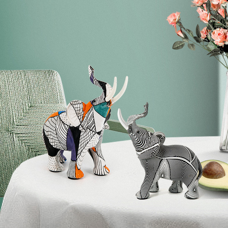 Resin Crafts Custom Wholesale Statues Vintage Elephant Figurine Home Accessories Creative Living Room Decoration