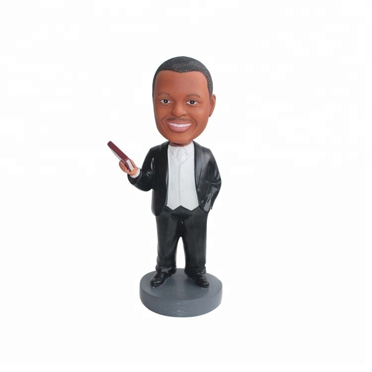 Custom wholesale personalized dashboard cartoon orator statue resin funny figurines craft dolls black bobbleheads cars decor