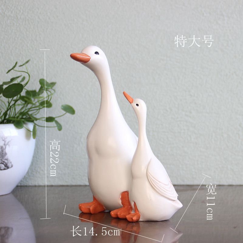 Lovely Different Sizes Animal Toy Resin Sculpture of Mother and Son Ducks for Home Decoration or Garden Decoration