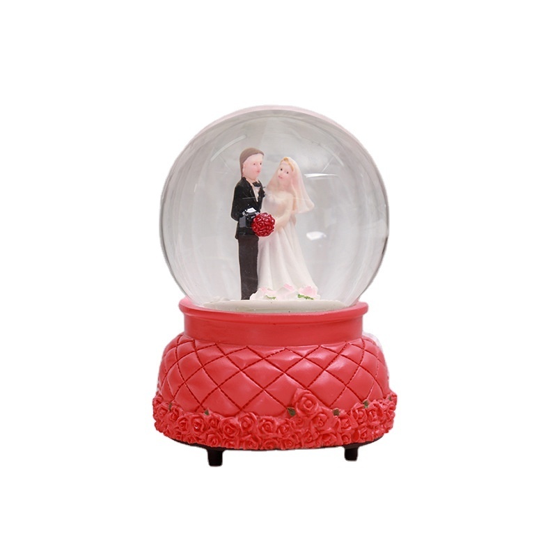 Custom Resin Couple Snow Globe Marry Souvenir Wedding Decoration Gift Glass Snow Globe Music Box With Blowing Snow