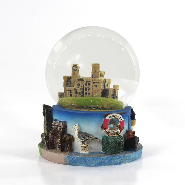 Resin building castle canada custom souvenir gift crystal ball snow globe city scenic resin castle snow globe