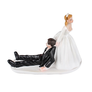 Elegant Bride Groom Couple Cake Topper Wedding Resin Figurine Valentine Day Gift Cake Decorating Supplies Cute Cartoon Design