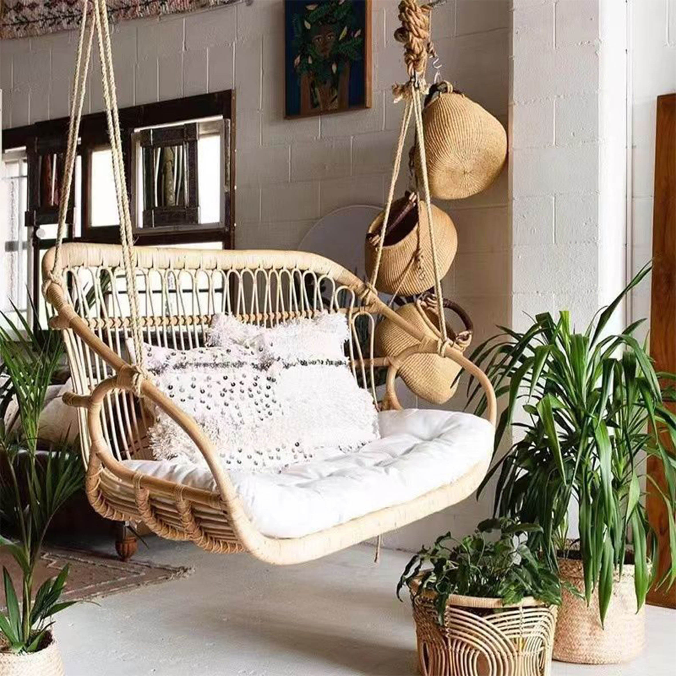 popular Fashion design hanging daybed patio porch garden,PE rattan sunbed chaise outdoor wicker egg chair swings/