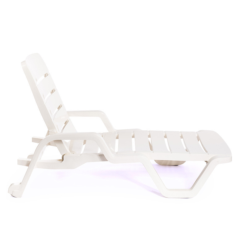 Durable High Quality Wholesale Sunbed Discounted Affordable Prices Plastic Beach Lounge Chair