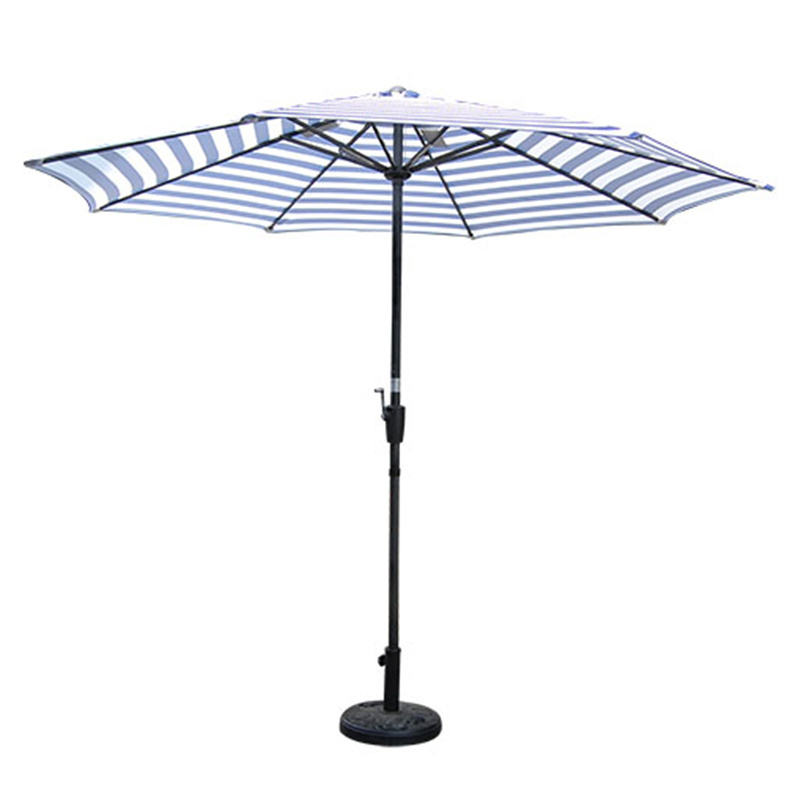 Latest design solar panel hot selling beach umbrella with power bank