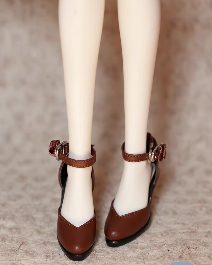 Customized high-quality  BJD shoes boots blyth pu dolls Accessories /silicone doll high heels