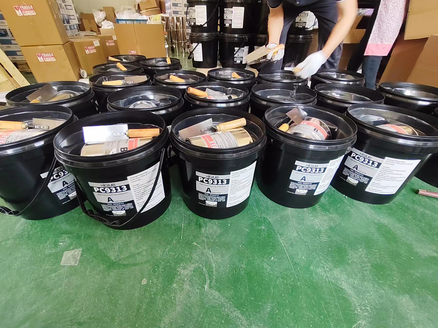 Wearing Compound Ceramic-Filled Coating Epoxy Large Particles Two Component