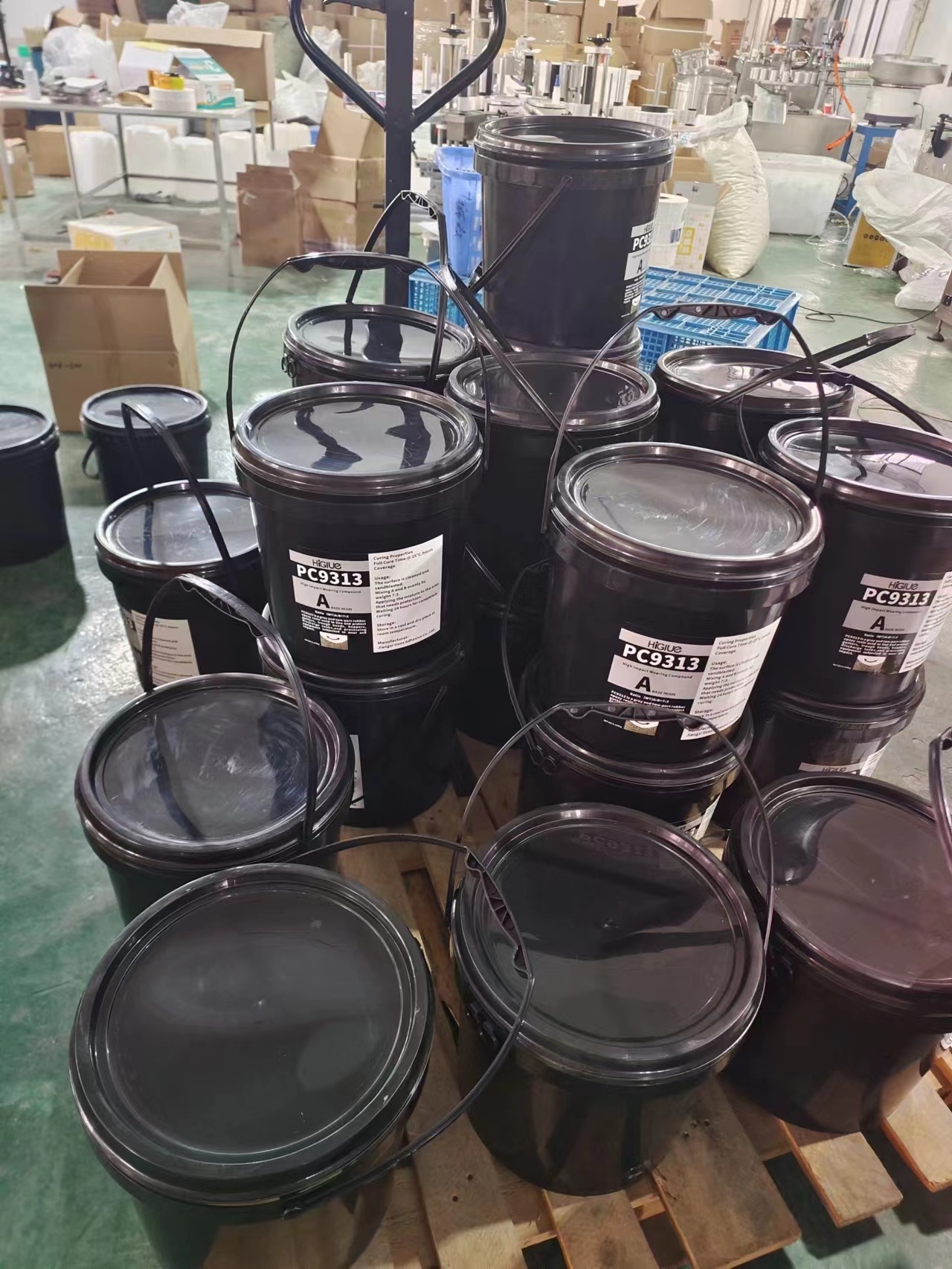 Loctiter High Impact Wearing Compound  Ceramic Bead Filled Epoxy, 9313 10kg/bucket