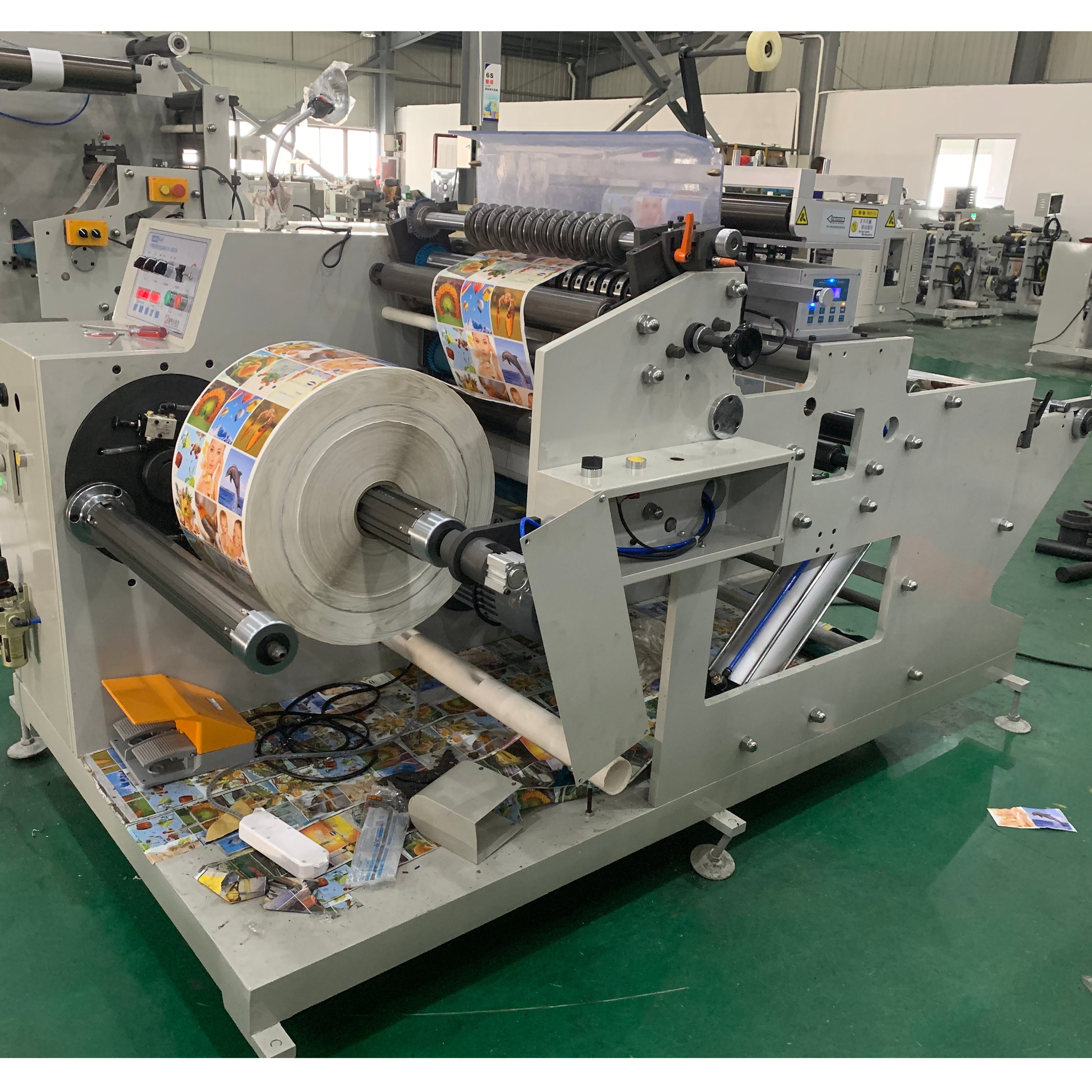 GPFQ-550B Roll To Roll Servo Narrow Web Label Slitting With Turret Rewinder Machine