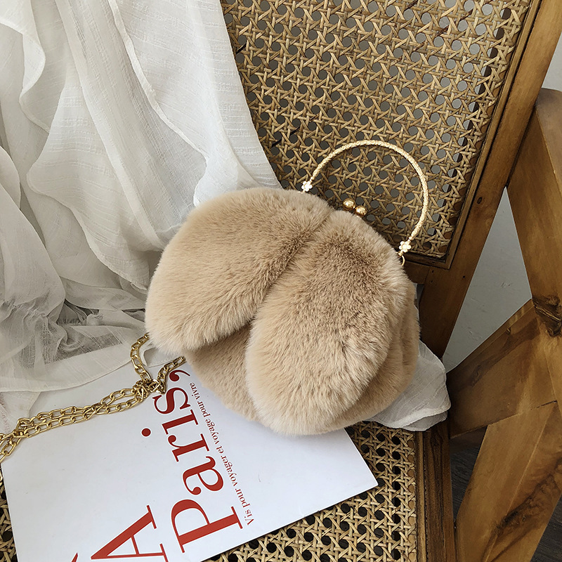 Plush bag female Korean version cute portable plush bag autumn winter new rabbit ear clip pocket skew bag