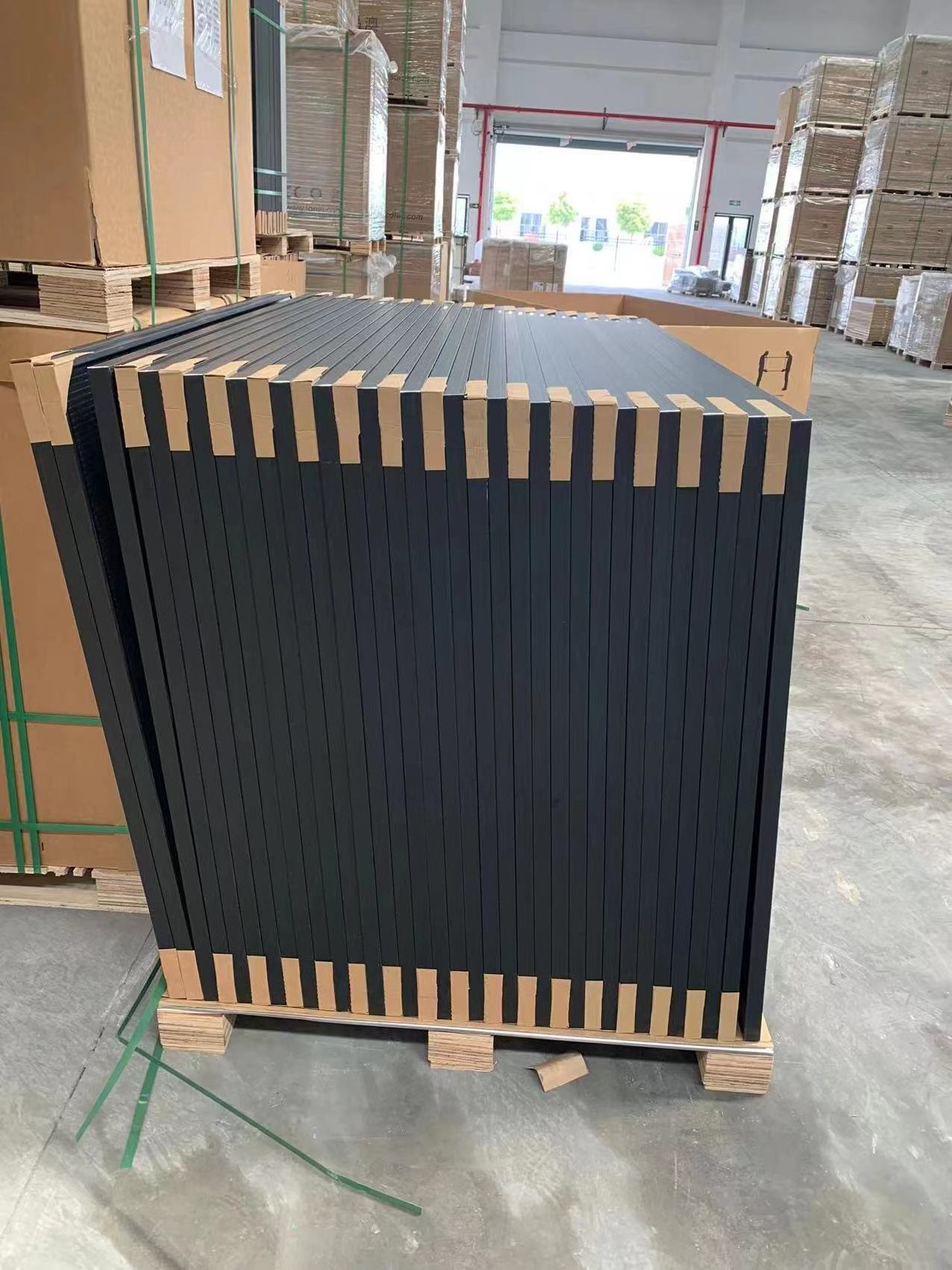 Ready stock LONGi  LR5-54HIB-410M Solar panel 410W Full black Half Cut PERC Mono Solar Module in Europe