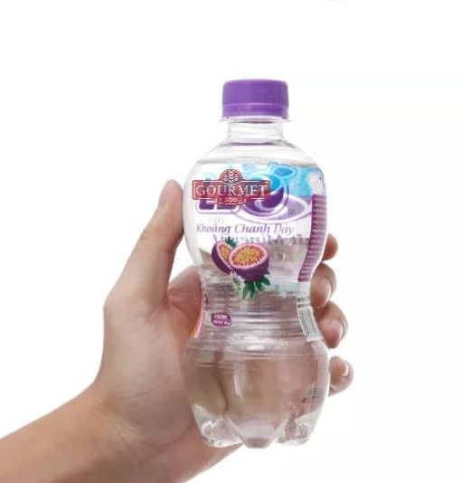 LEO Carbonated Mineral Water with Passion Fruit Flavor 350ml