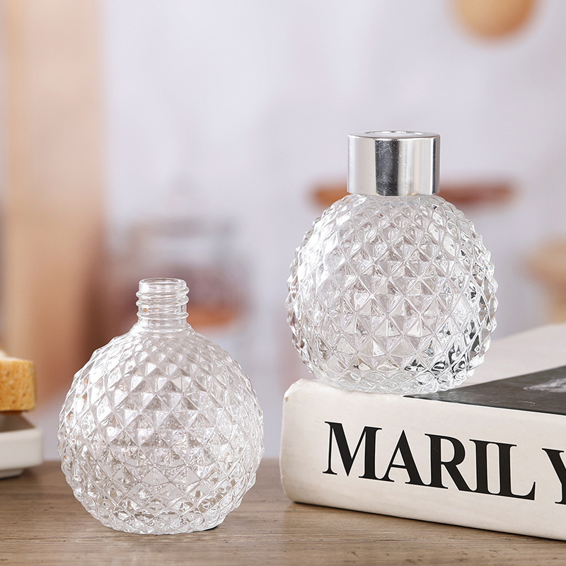 New Arrival Gift Set  Round Reed Diffusers Glass Bottle Fragrance Reed Diffuser Perfume Bottle With Rattan Stick