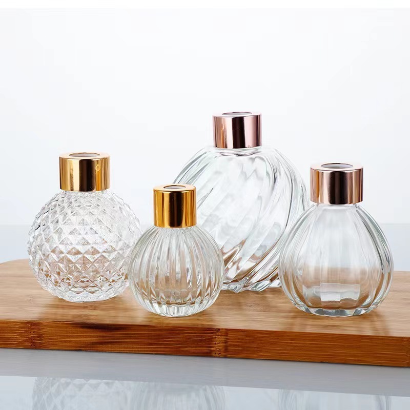 New Arrival Gift Set  Round Reed Diffusers Glass Bottle Fragrance Reed Diffuser Perfume Bottle With Rattan Stick