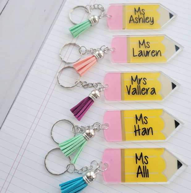 Low Price Customize Acrylic Pencil Keychain for Teacher Appreciation Gift